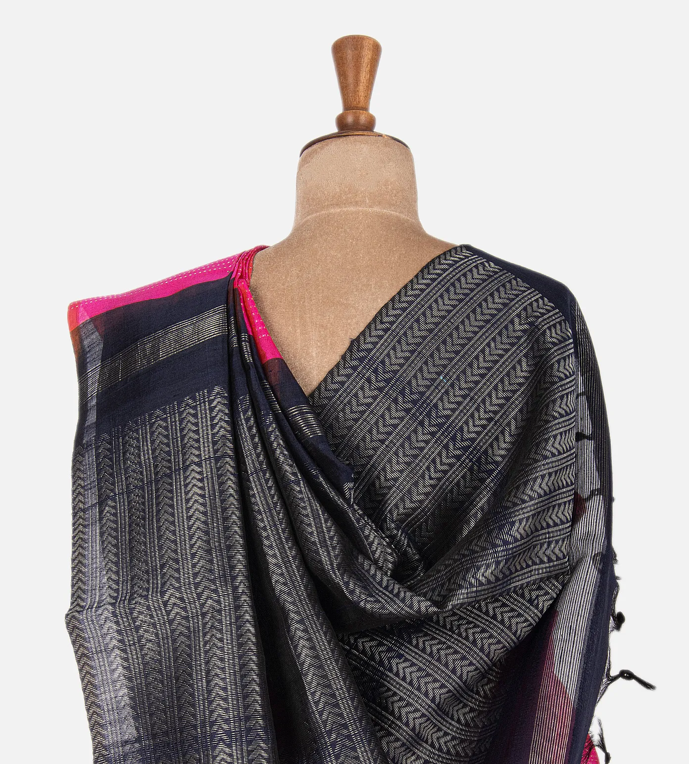 pinkish-orange-raw-silk-saree-c0254869-c