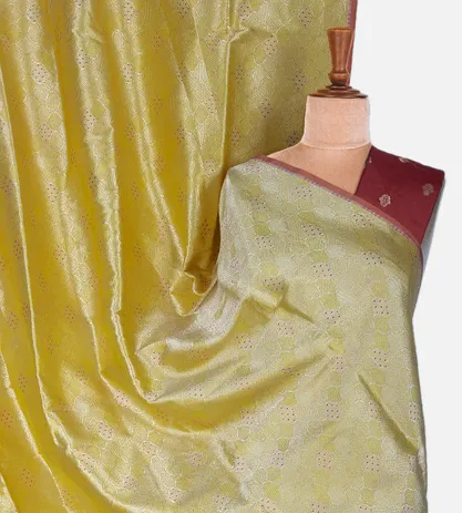 yellow-banarasi-silk-saree-c0557991-a
