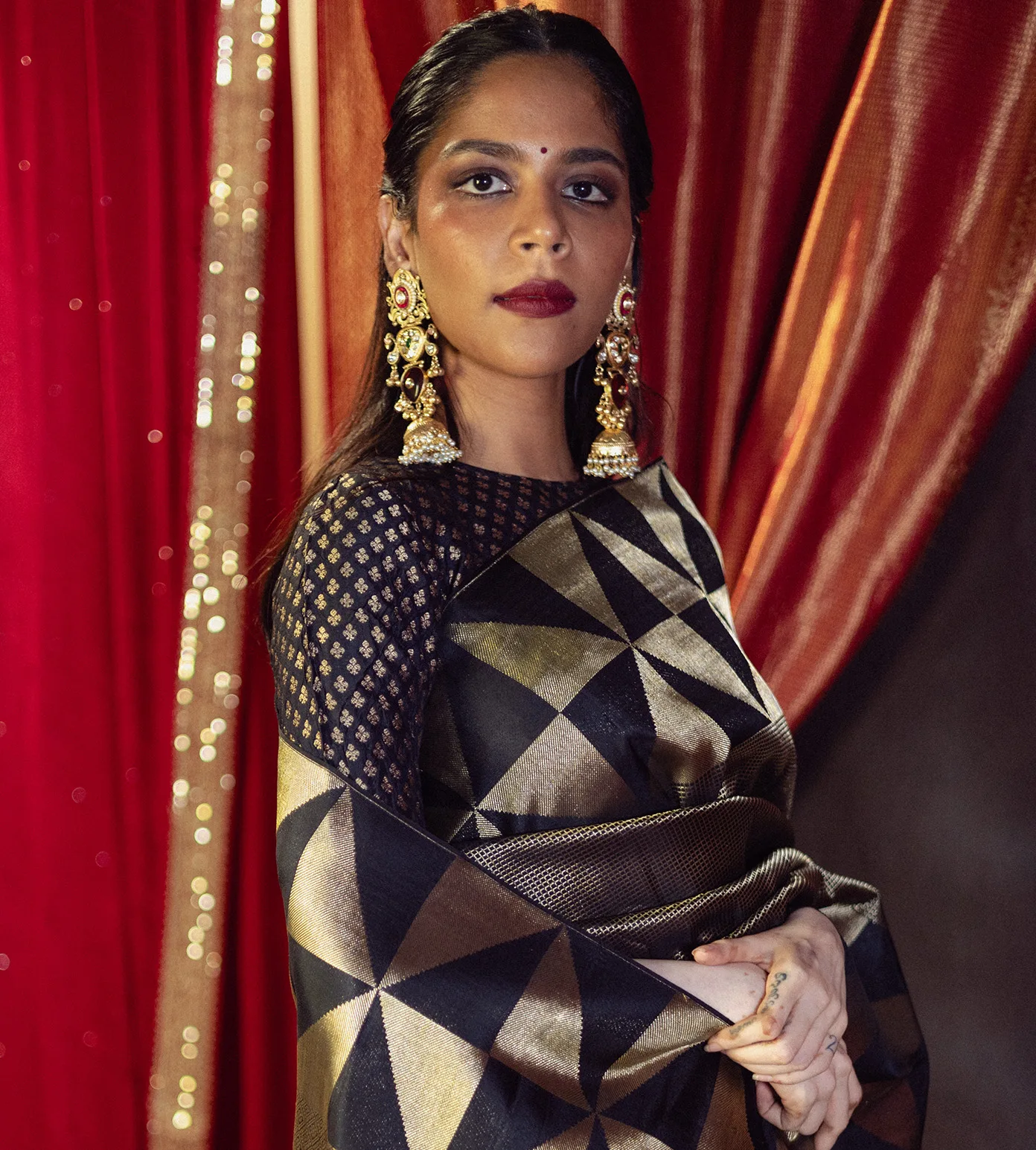 black-kanchipuram-silk-saree-c0456964-a