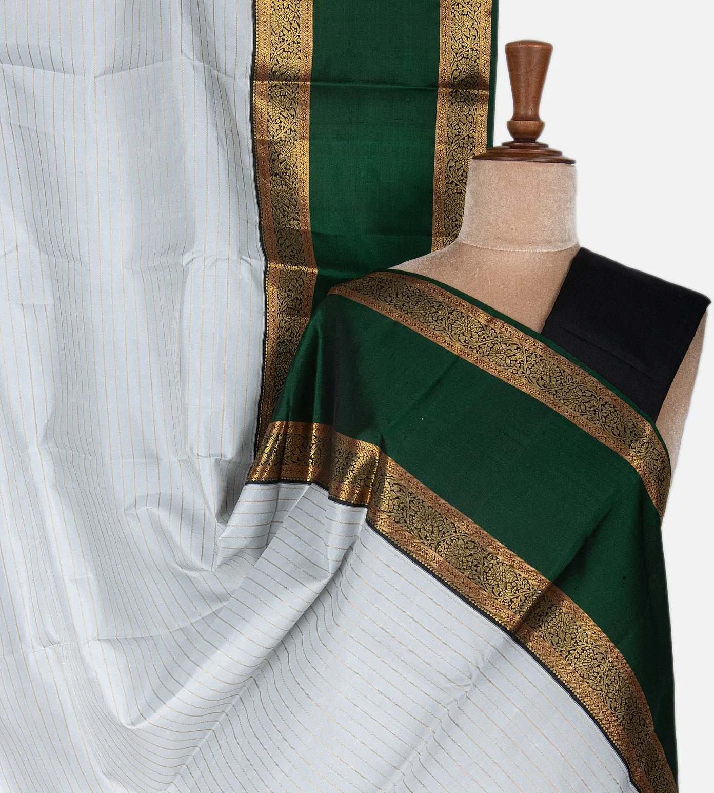 grey-kanchipuram-silk-saree-c0558449-a