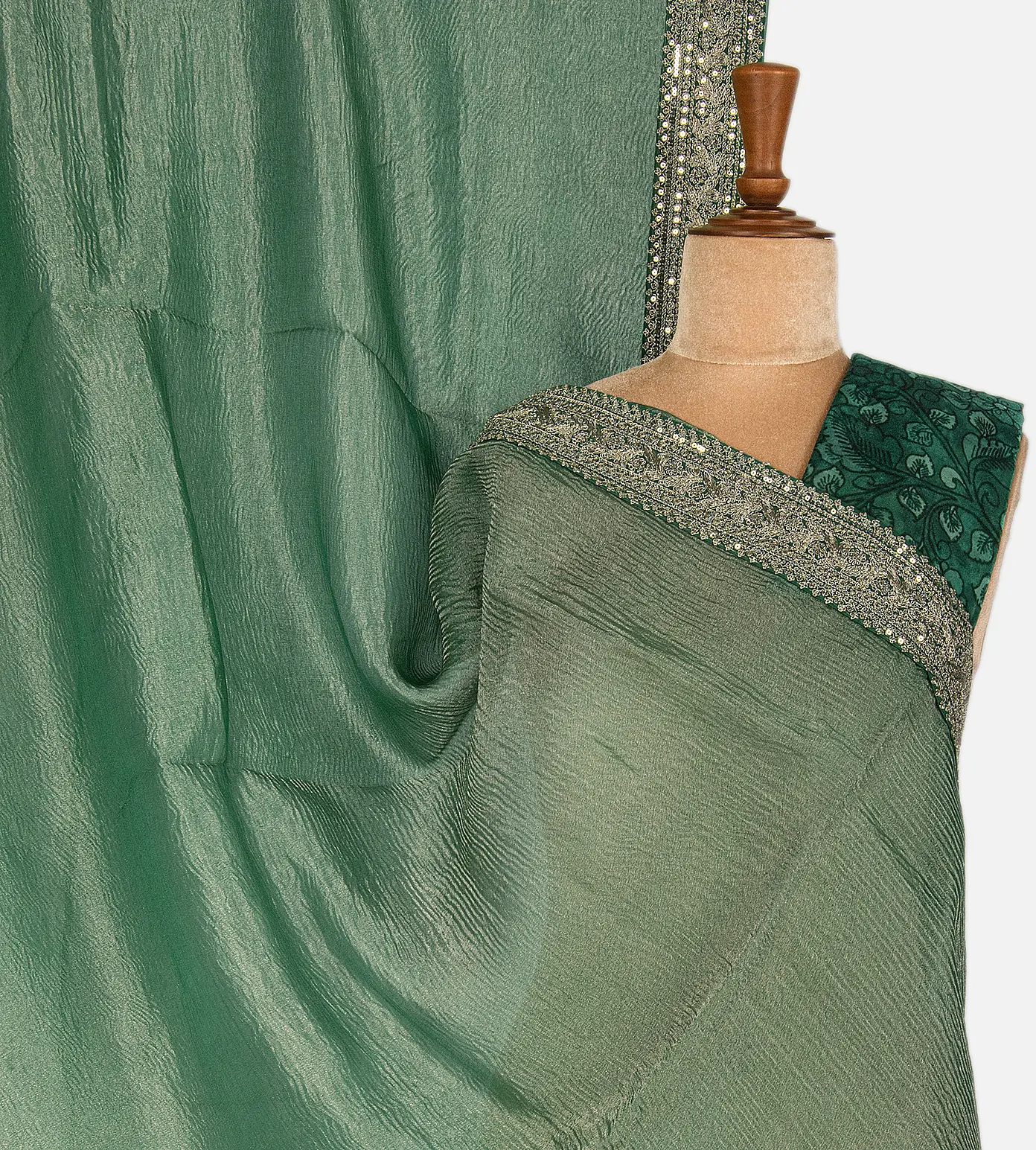 green-crushed-organza-saree-c0254354-a