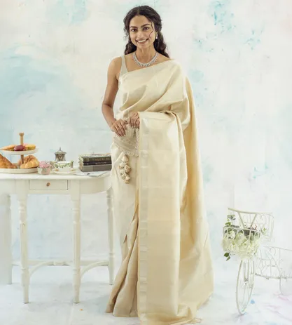 white-kanchipuram-silk-saree-c0456941-b