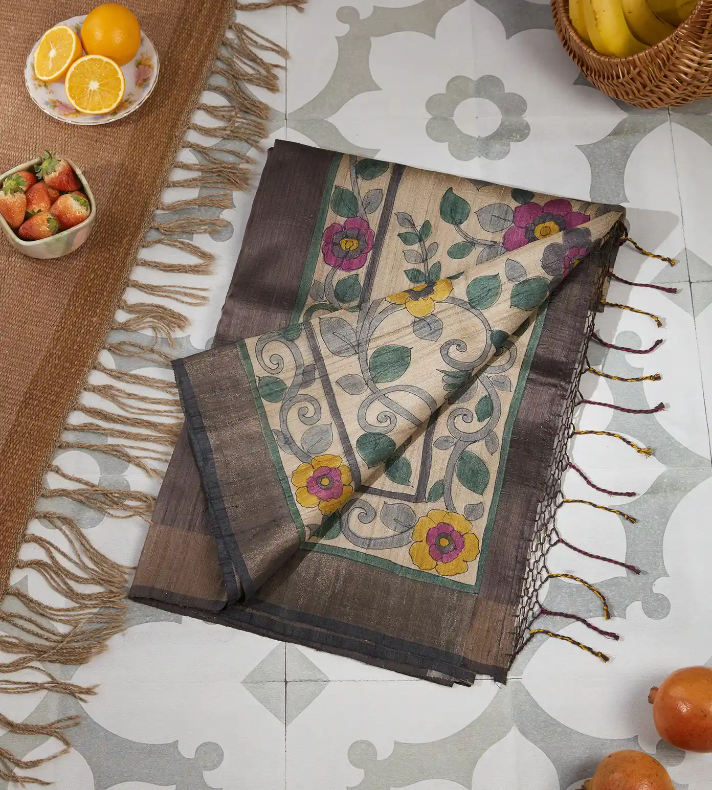 grey-tussar-saree-c0253922-a