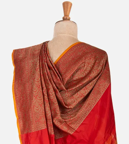 red-banarasi-silk-saree-c0557985-c
