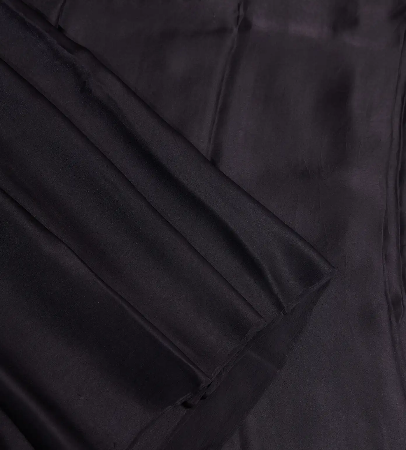 black-satin-crepe-saree-c0558461-c