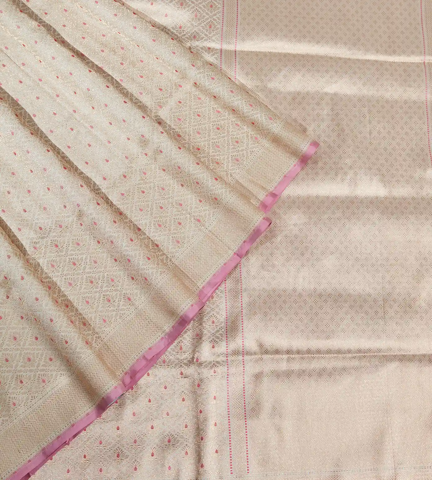 creme-banarasi-silk-saree-c0557994-b