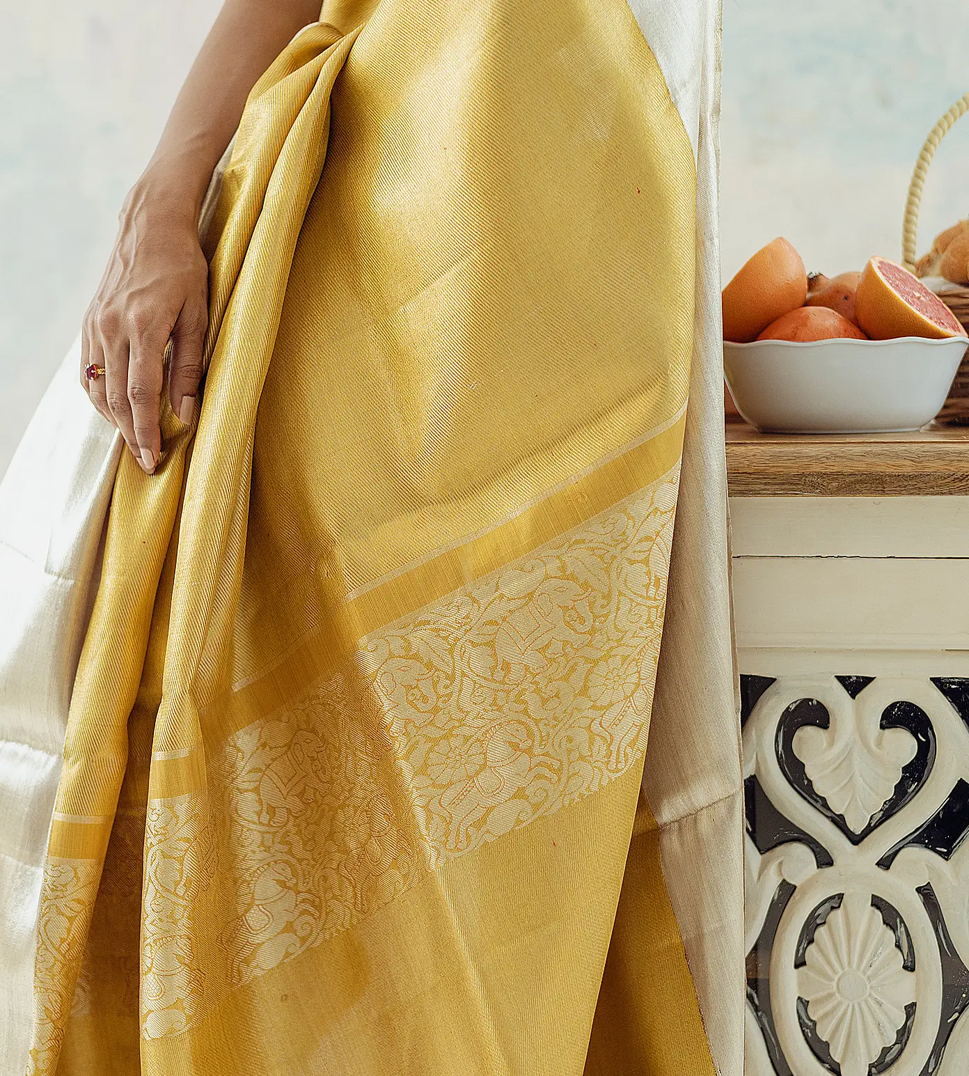 gold-kanchipuram-silk-saree-c0355353-c