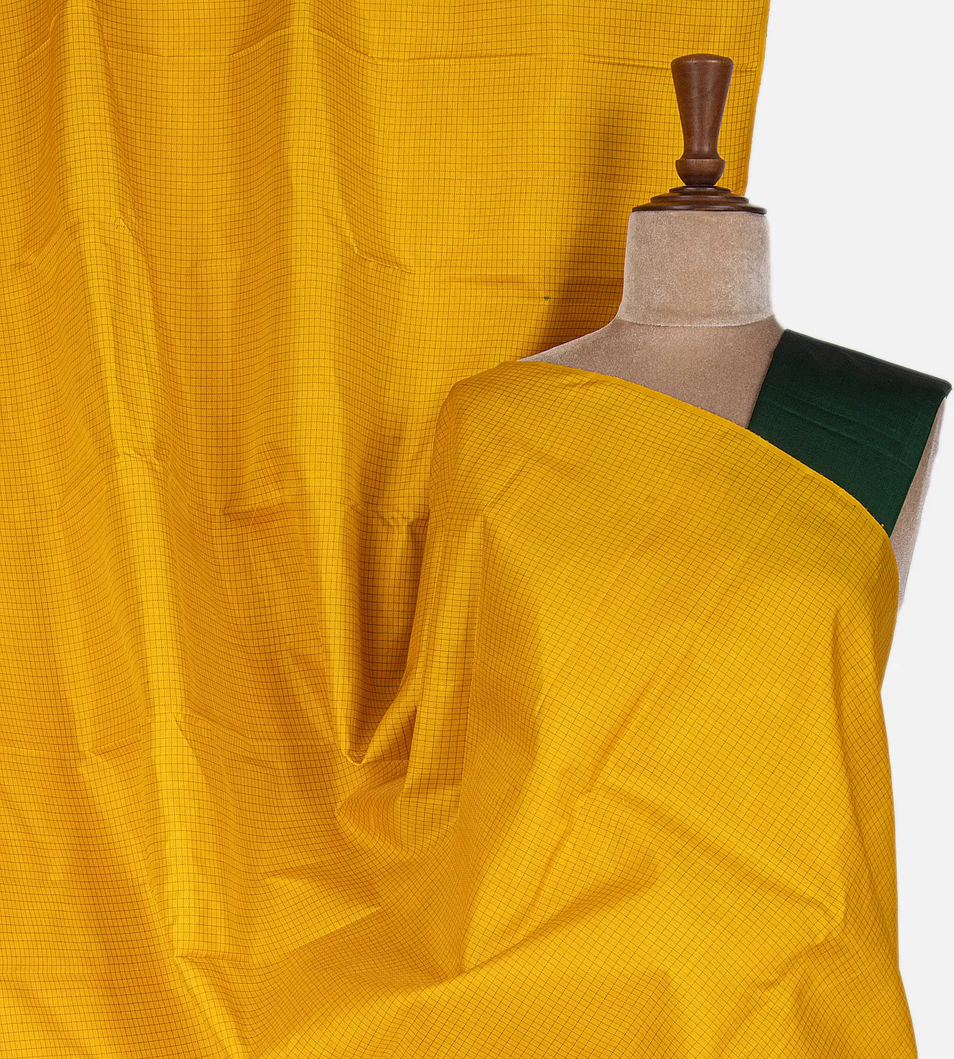 yellow-kanchipuram-silk-saree-c0660602-a