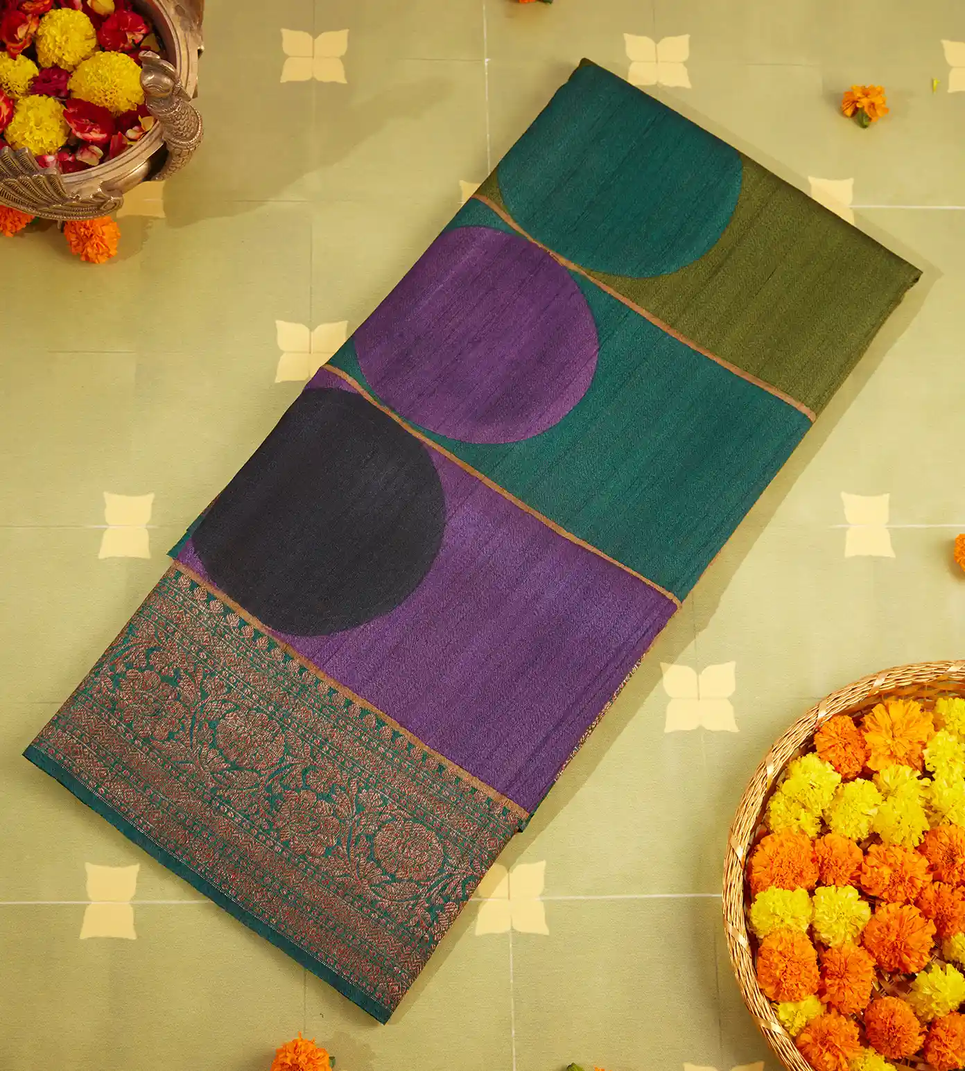 multicolour-banarasi-tussar-saree-c0560321-a