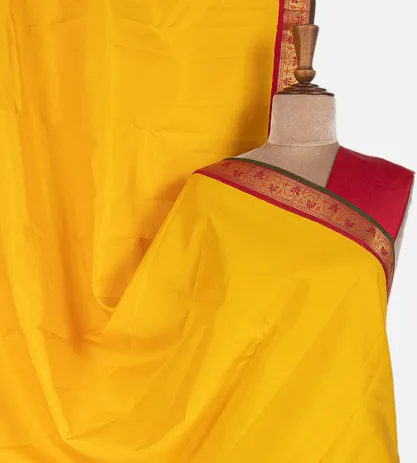 yellow-kanchipuram-silk-saree-c0660964-a