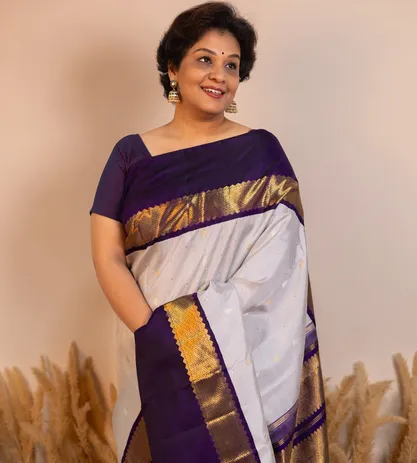 grey-kanchipuram-silk-saree-c0661593-a