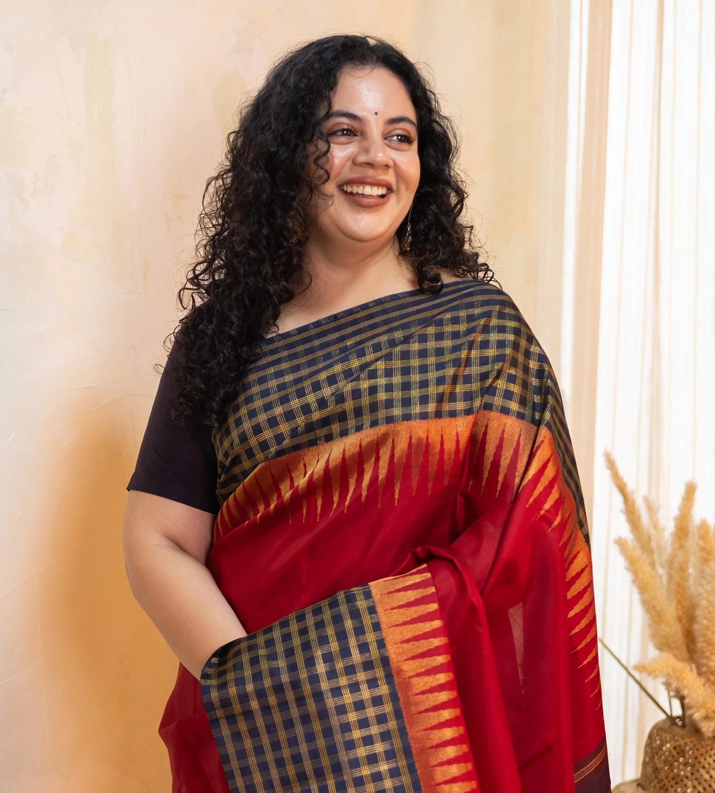 red-kanchipuram-silk-saree-c0660428-a