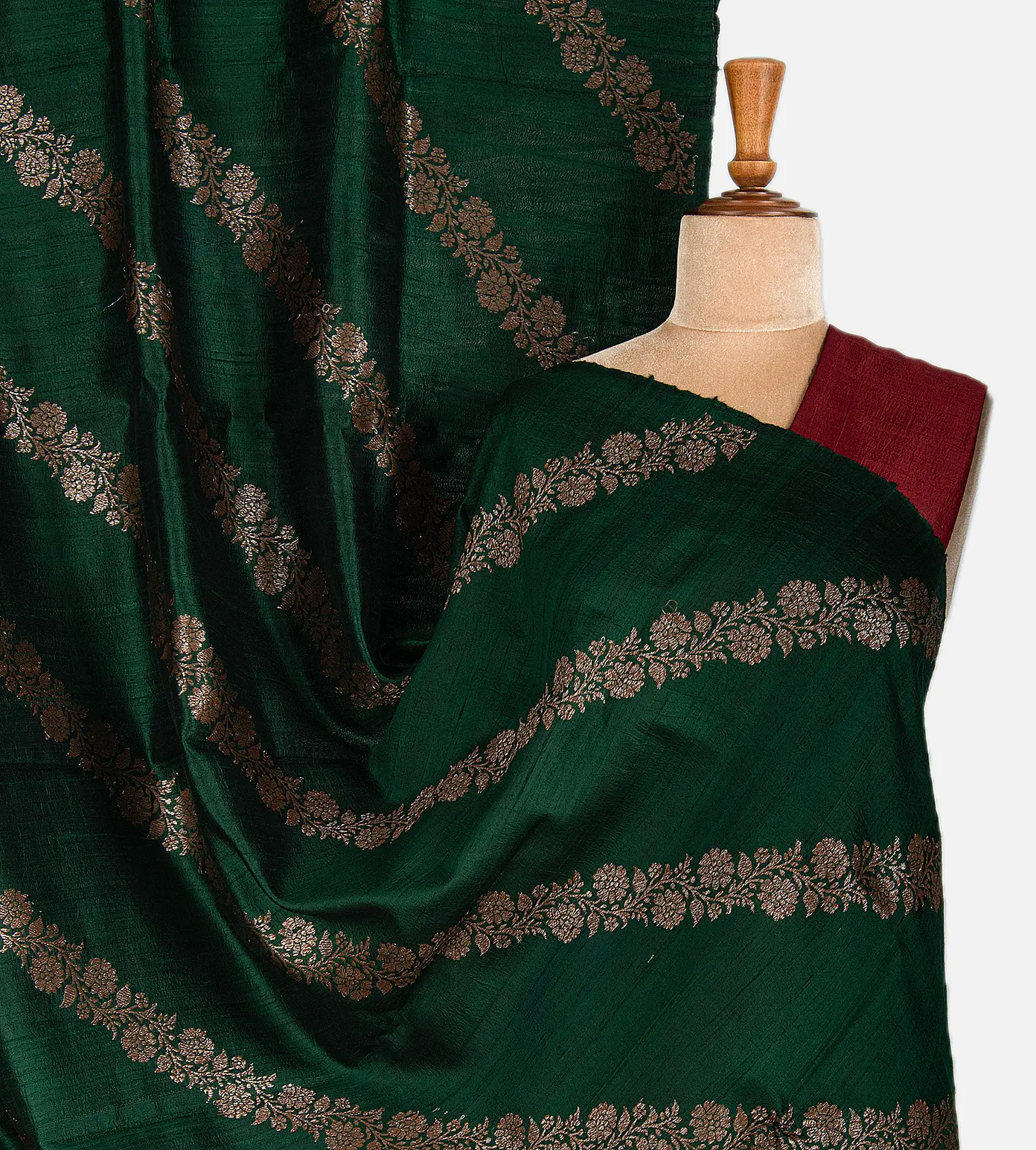 green-banarasi-tussar-saree-c0559519-a