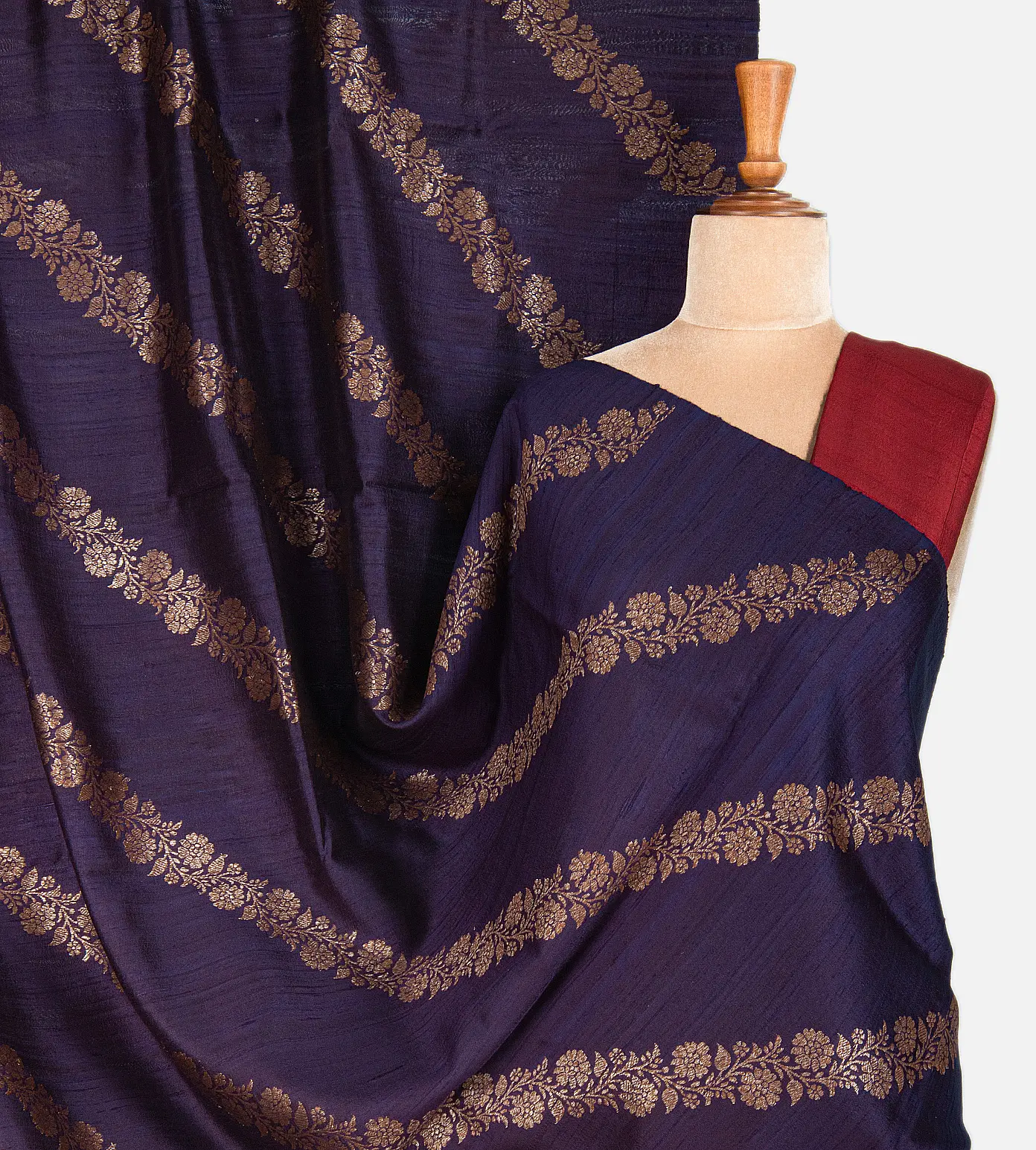 violet-banarasi-tussar-saree-c0559520-a
