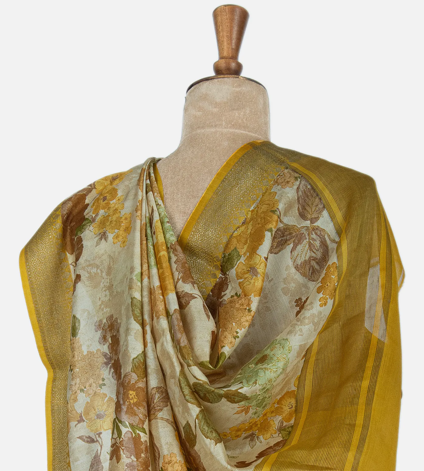 off-white-chaniya-silk-saree-c0762336-c