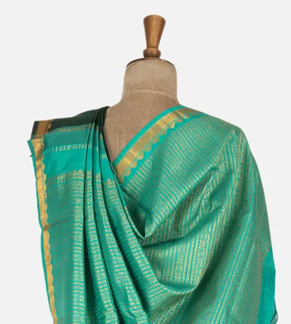 green-kanchipuram-silk-saree-c0660861-c