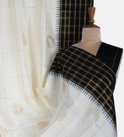 white-kanchipuram-silk-saree-c0660775-a