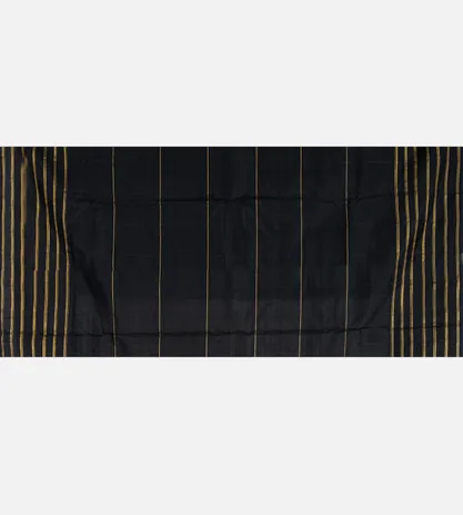 white-kanchipuram-silk-saree-c0660775-d