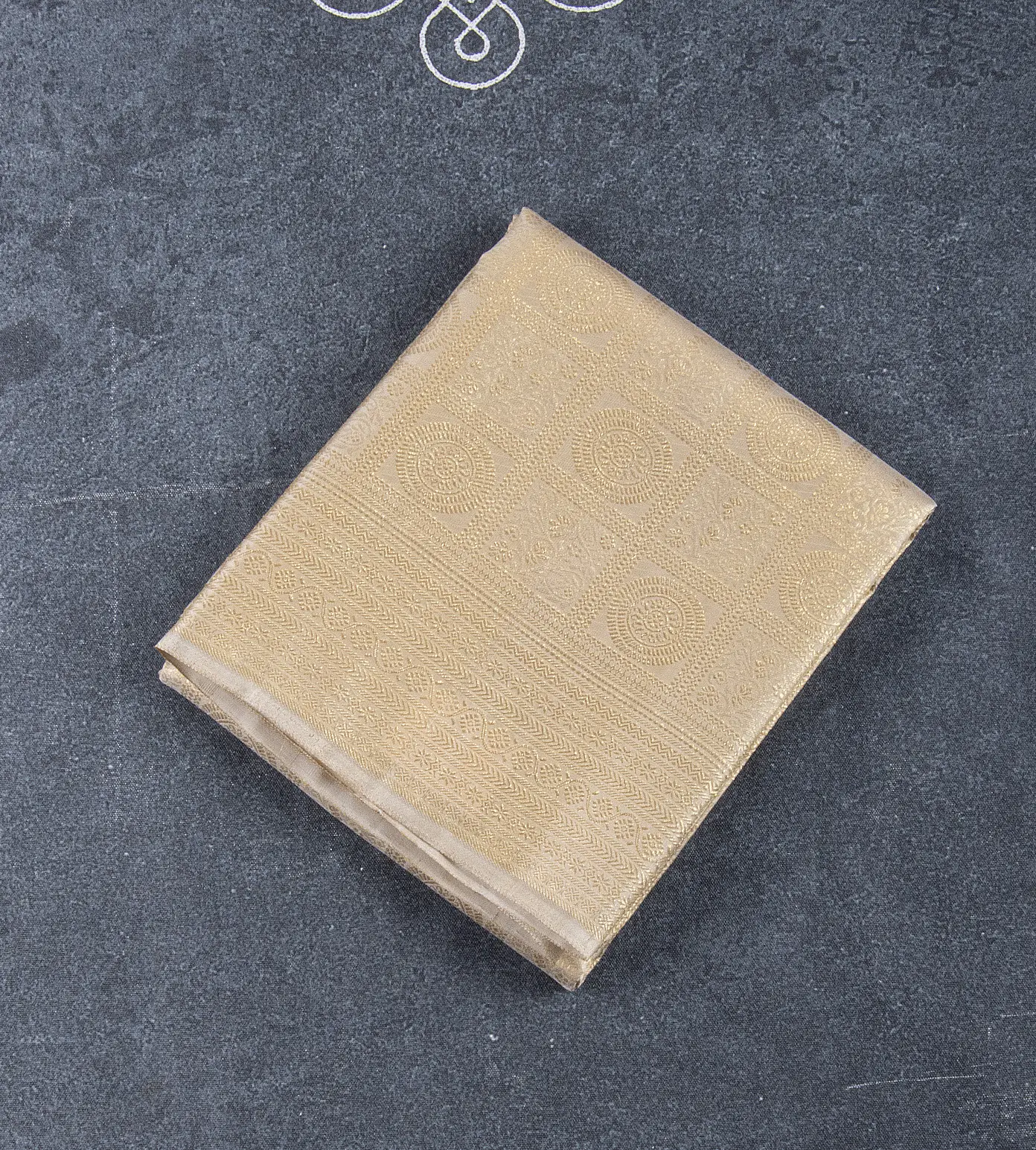 off-white-kanchipuram-silk-dhoti-c0661399-a