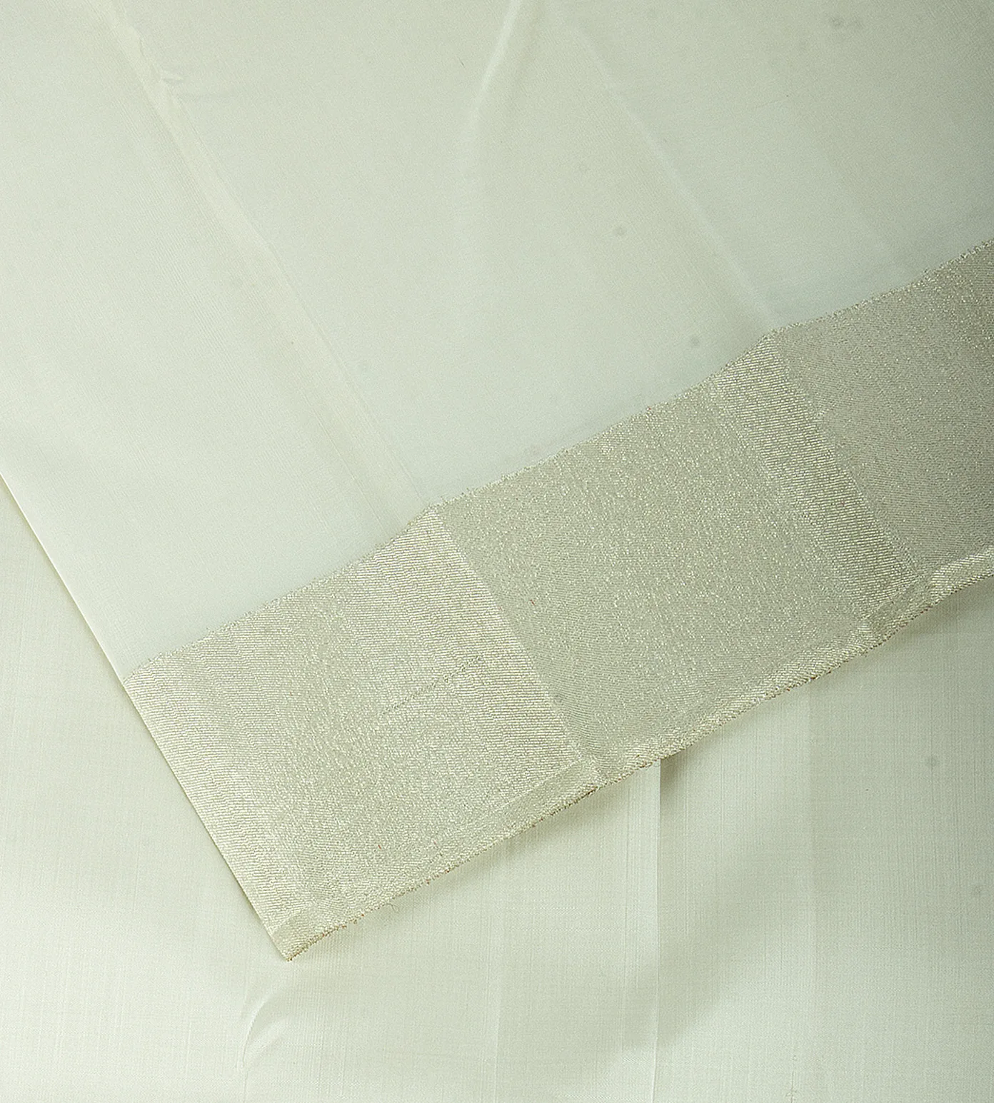 off-white-kanchipuram-silk-dhoti-c0761992-b