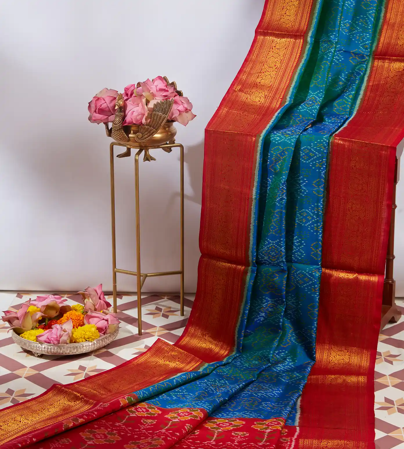 peacock-blue-patola-silk-saree-c0661290-a