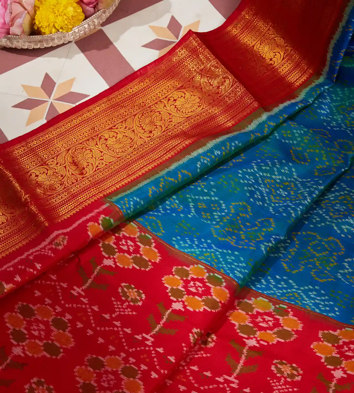 peacock-blue-patola-silk-saree-c0661290-c