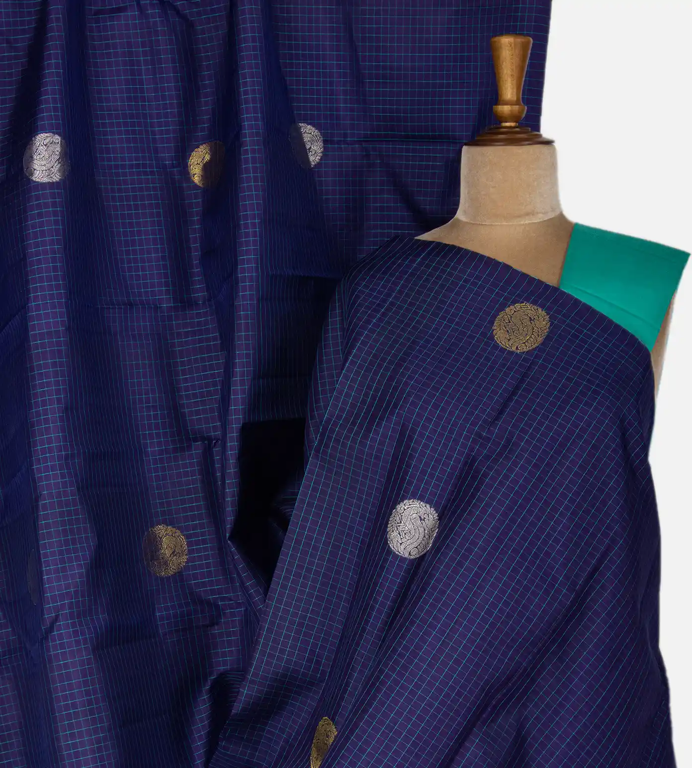 blue-kanchipuram-silk-saree-c0660678-a