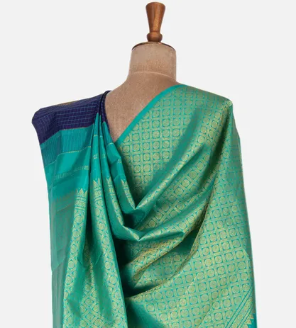 blue-kanchipuram-silk-saree-c0660678-c