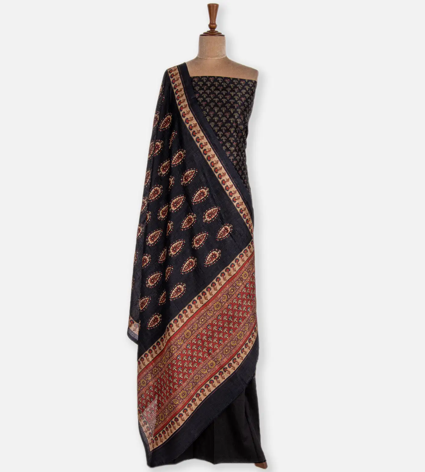 black-semi-tussar-salwar-c0863339-b