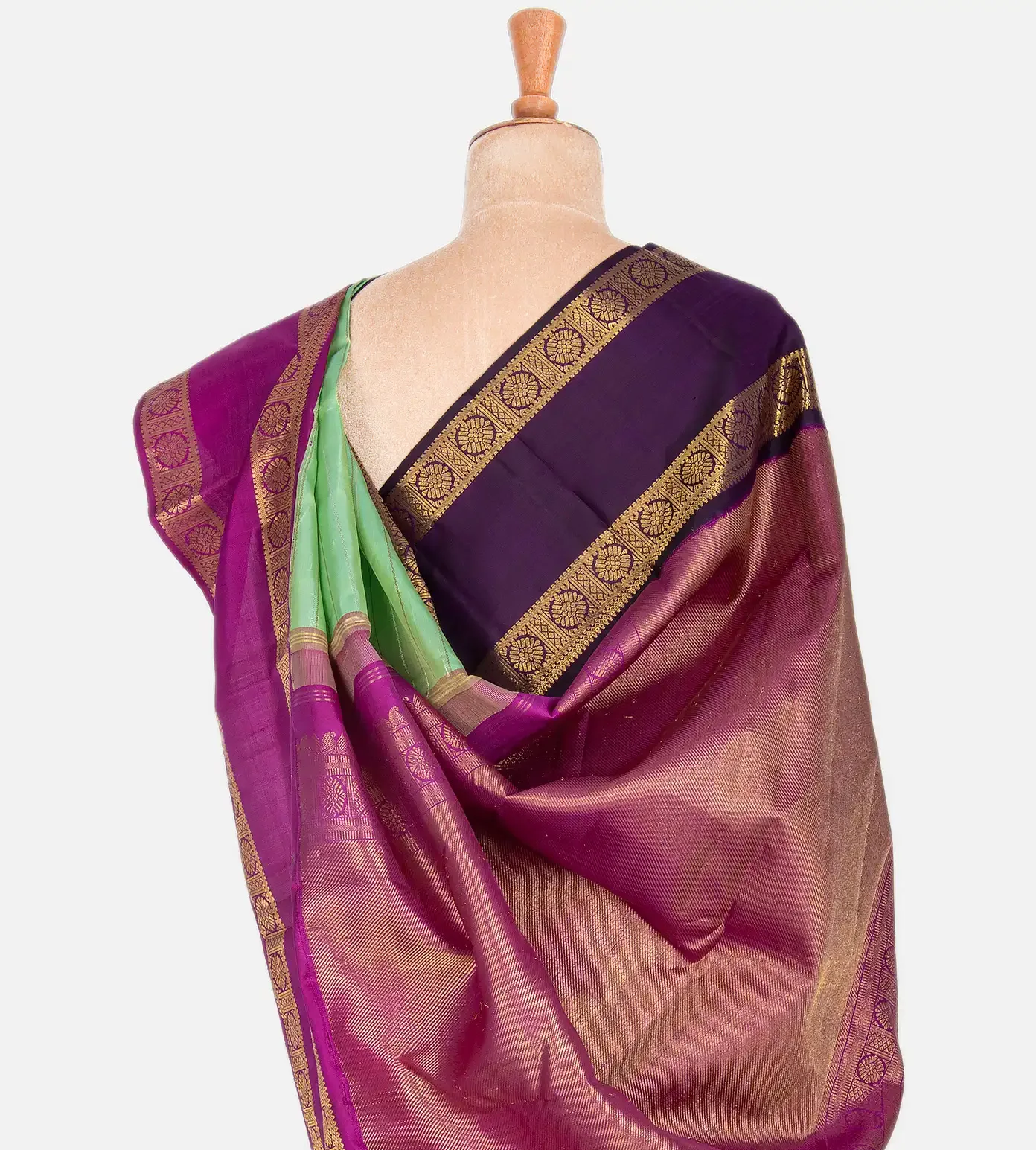 green-kanchipuram-silk-saree-rv25355-c