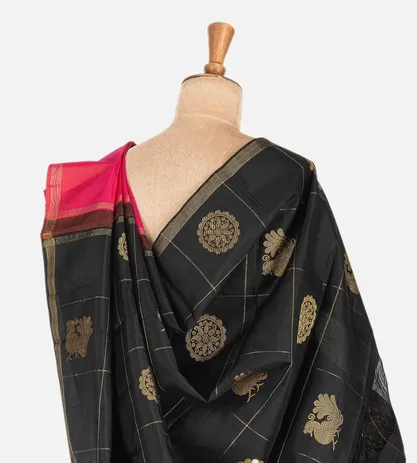 pink-kanchipuram-silk-saree-b120256-c