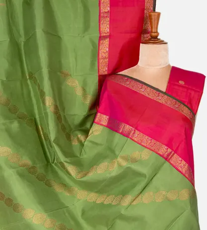 green-kanchipuram-silk-saree-b1147637-a