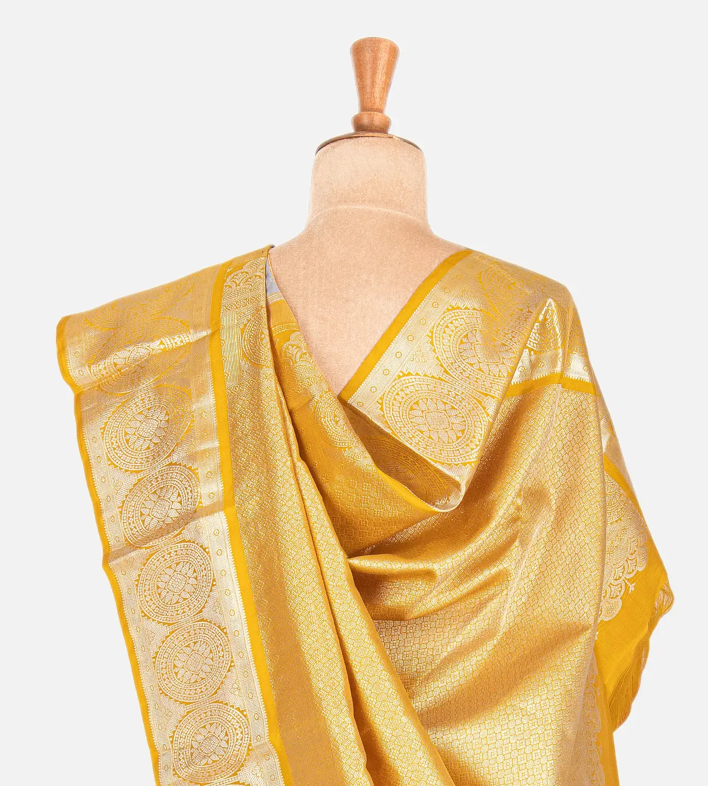 grey-kanchipuram-silk-saree-c0151716-c