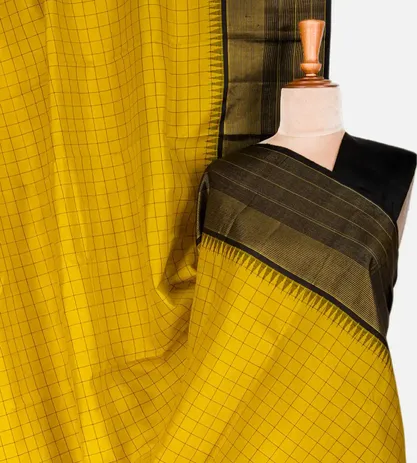 yellow-kanchipuram-silk-saree-c0863474-a