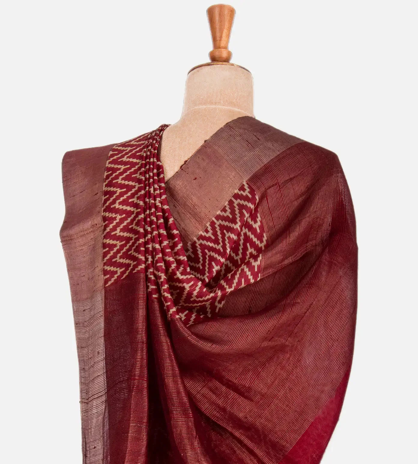 crimson-red-raw-silk-saree-c0253542-c