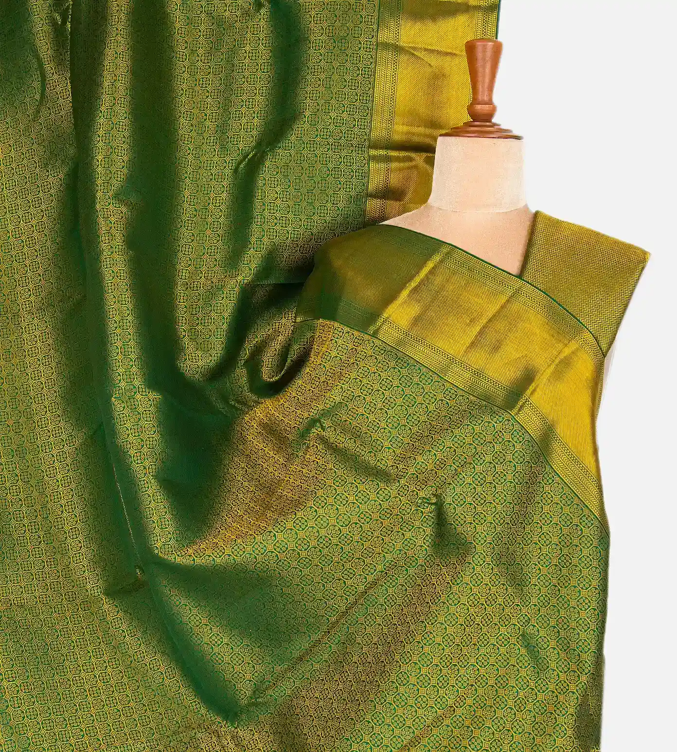 green-kanchipuram-silk-saree-rv24224-a