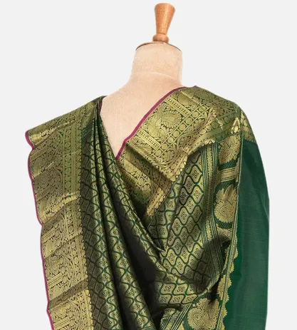 green-kanchipuram-silk-saree-rv8979-c