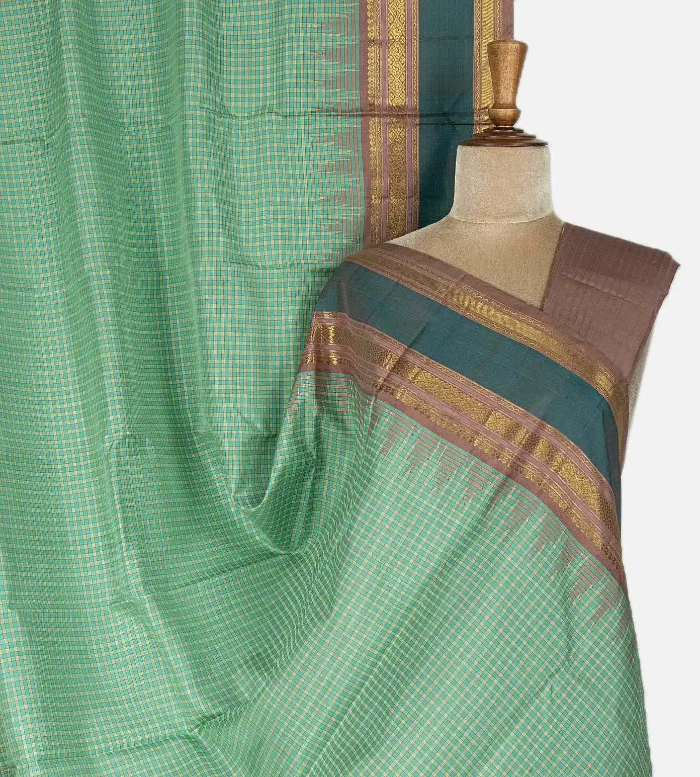 green-and-yellow-kanchipuram-silk-saree-rv22552-a