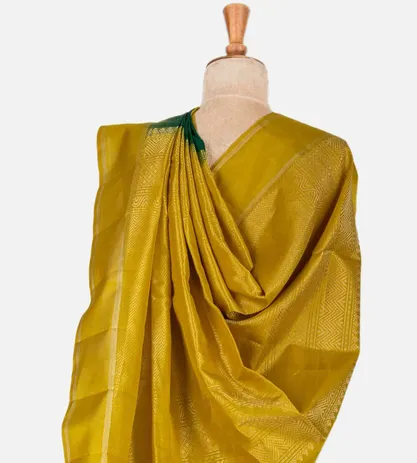 green-soft-silk-saree-c0761918-c