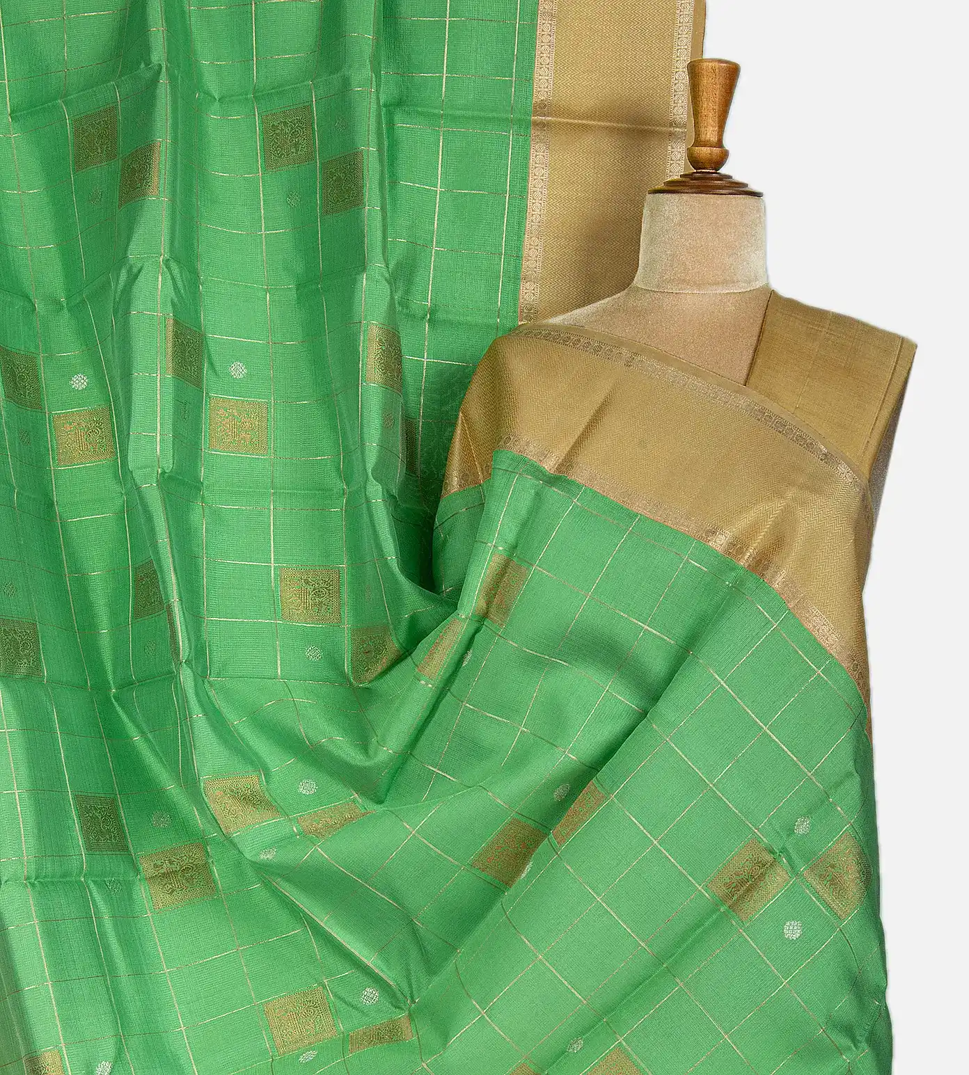 green-kanchipuram-silk-saree-rv2084-a