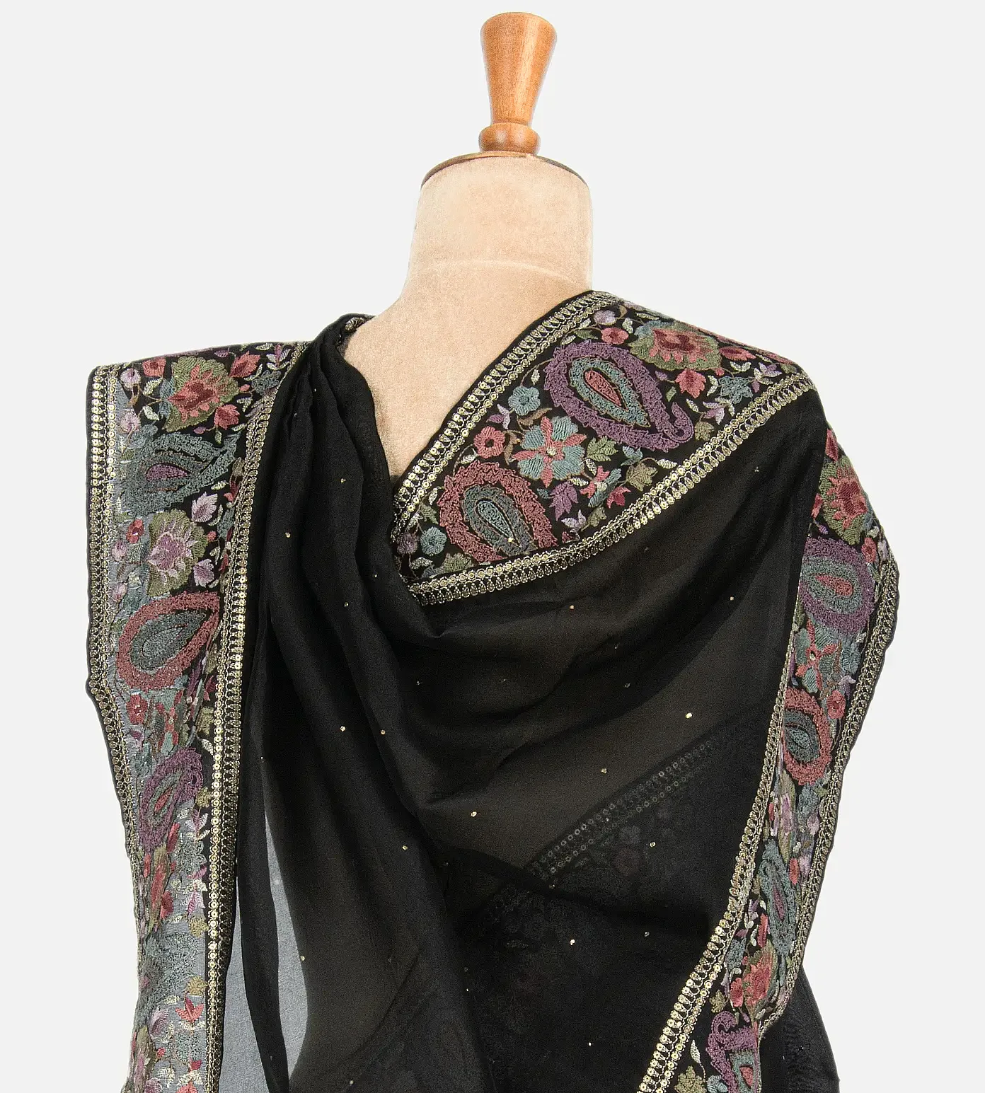 black-organza-embroidery-saree-b0637698-c