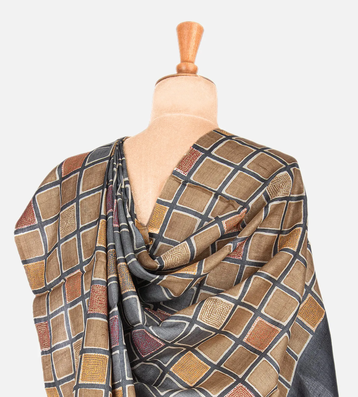 beige-tussar-embroidery-saree-c0253834-c