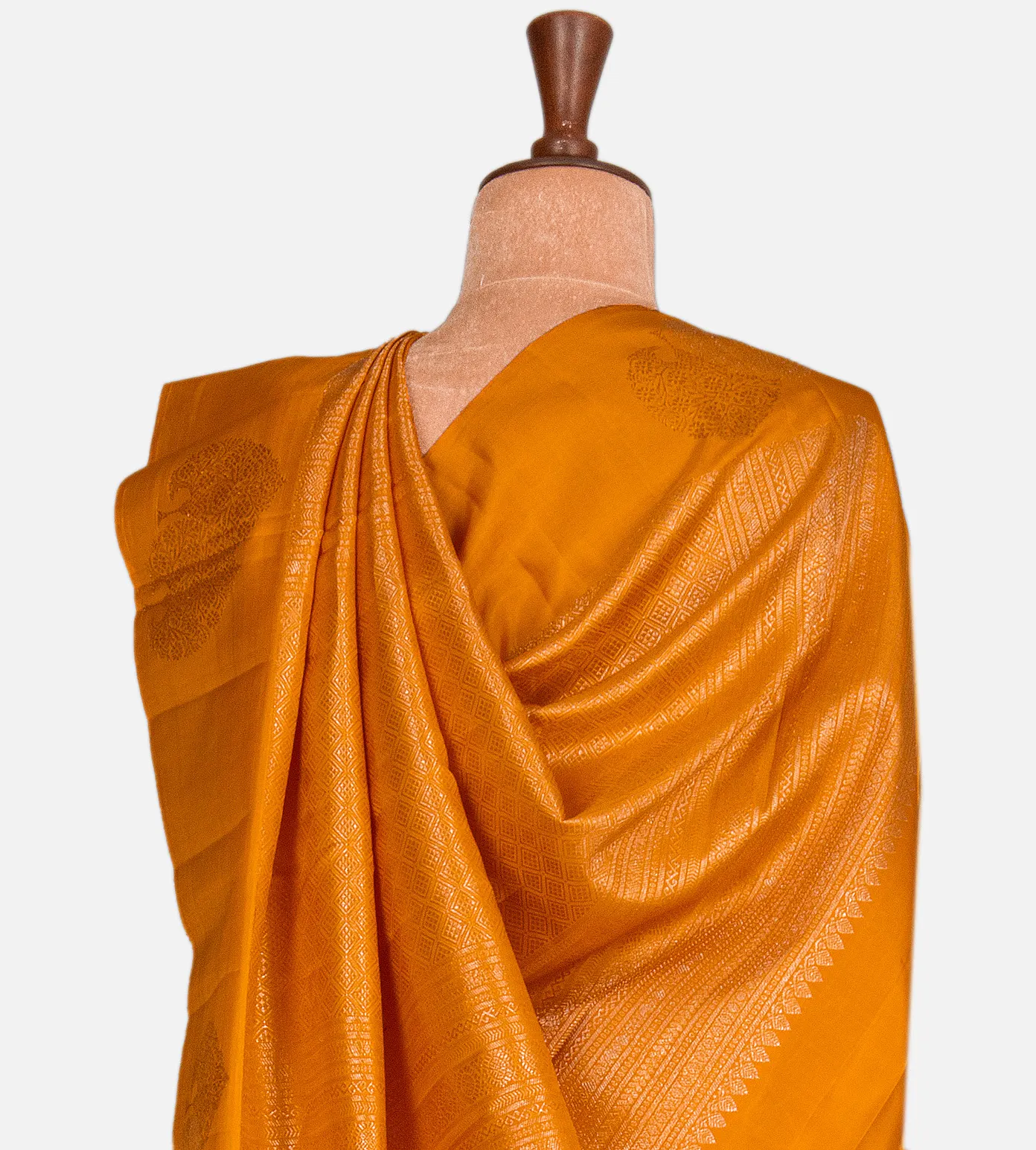 tangerine-yellow-kanchipuram-silk-saree-c0972321-c