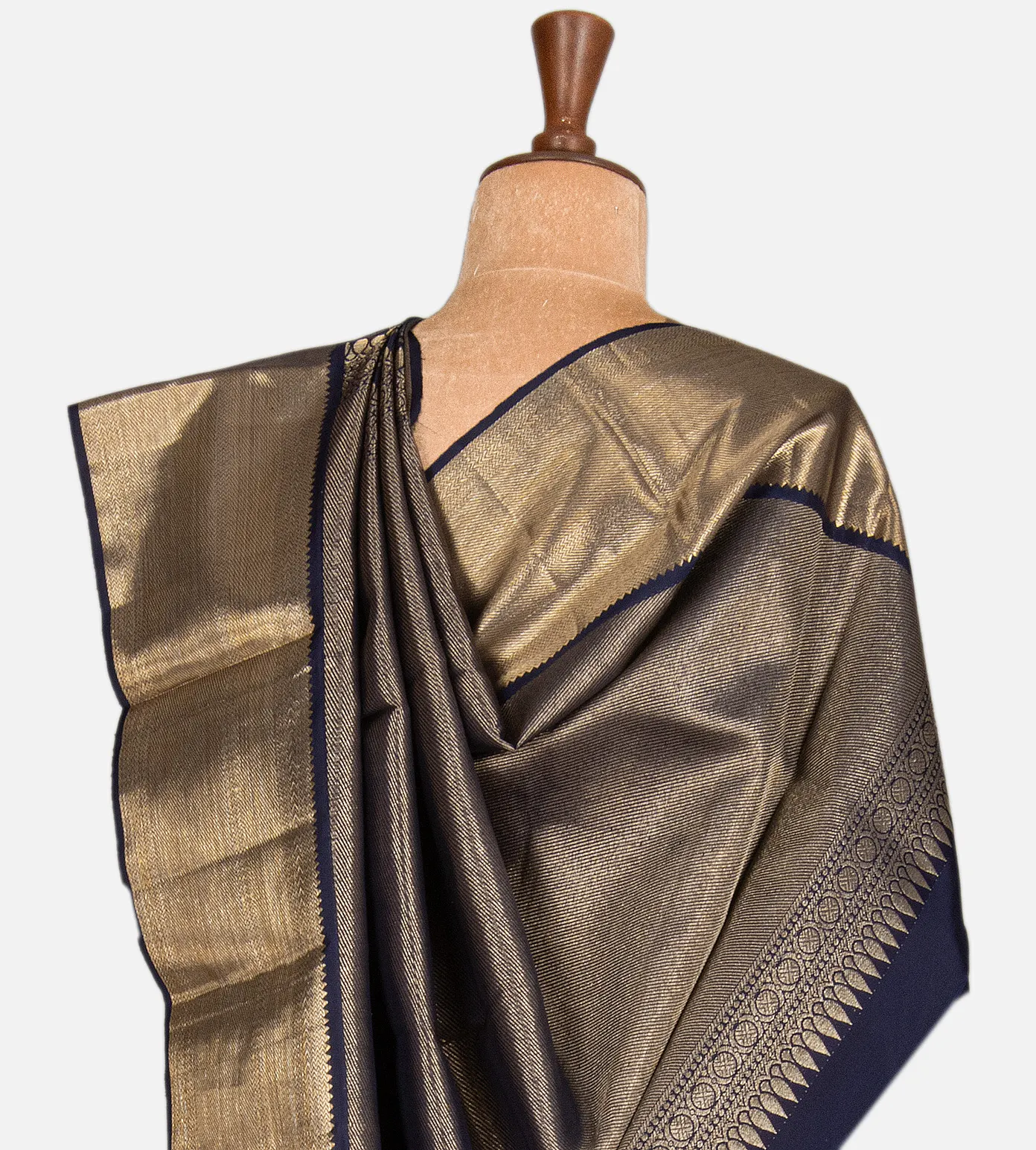 pistachio-green-kanchipuram-silk-saree-c0971372-c