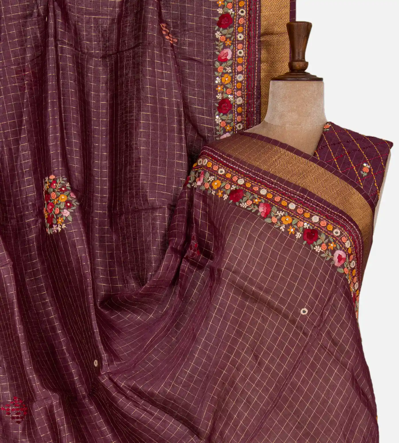 deep-maroon-linen-embroidery-saree-c1075908-a