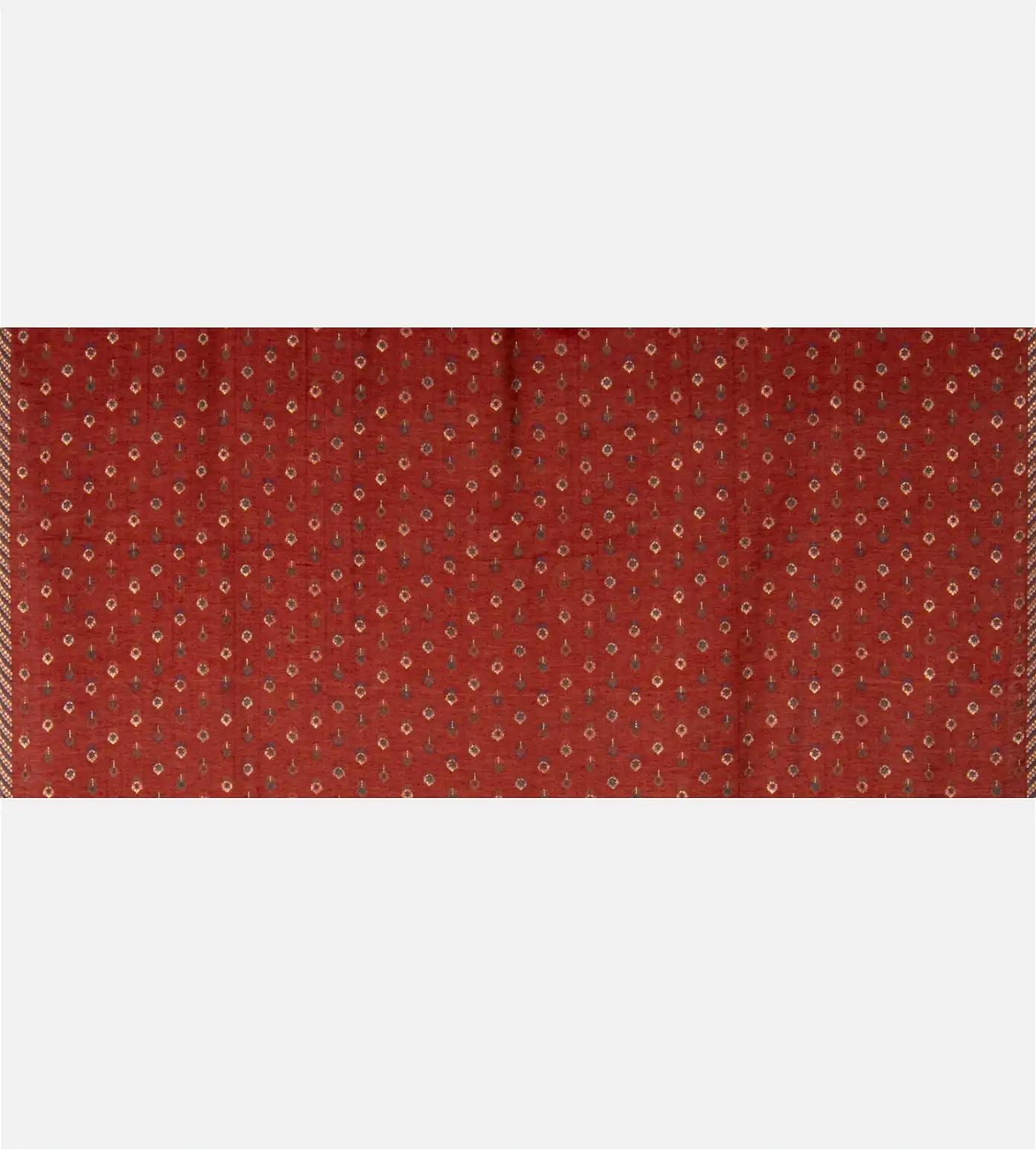 off-white-kani-silk-saree-c0972490-d