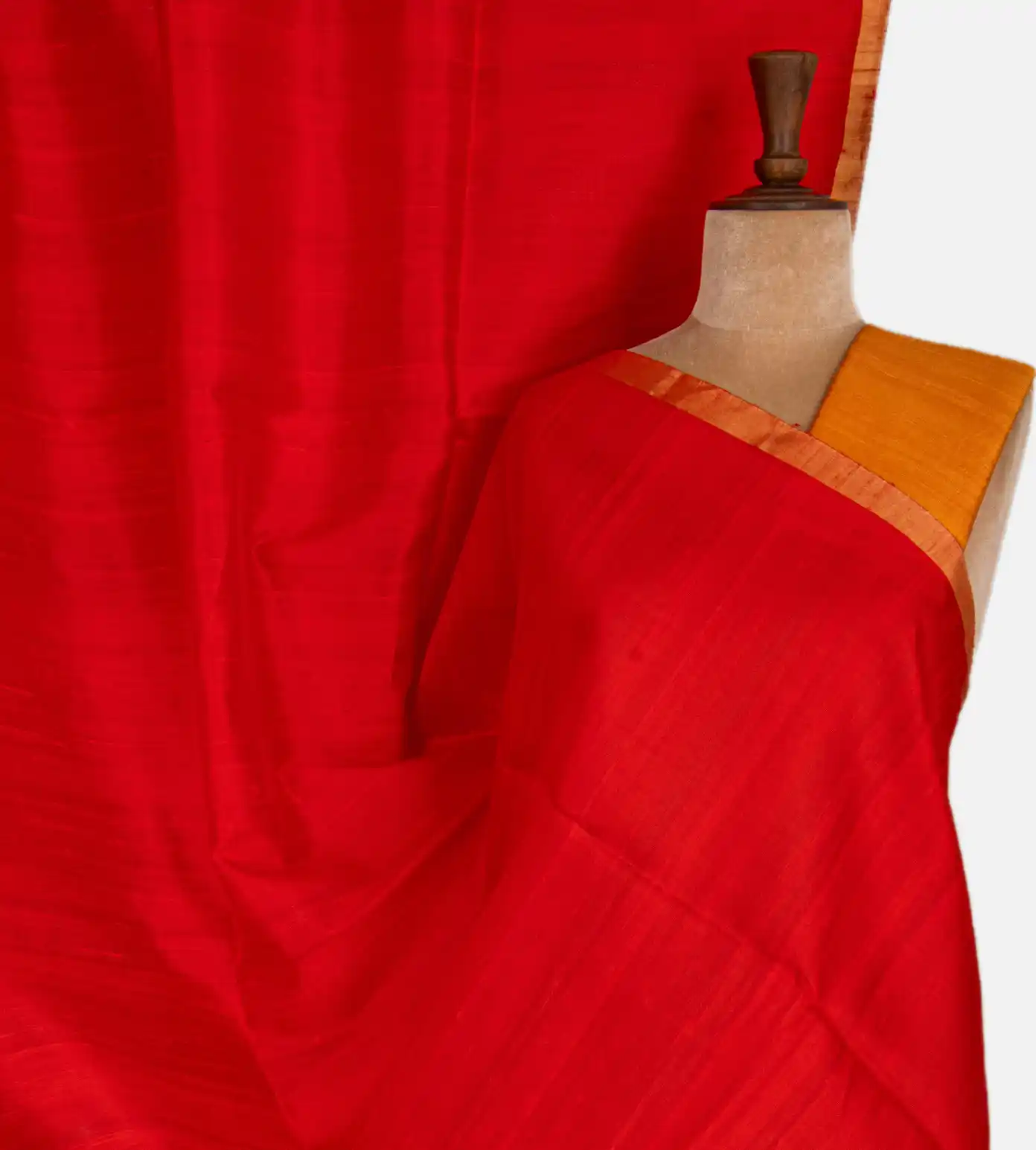 red-raw-silk-saree-c0969905-a