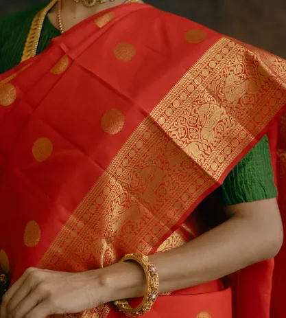 red-kanchipuram-silk-saree-c1076218-c