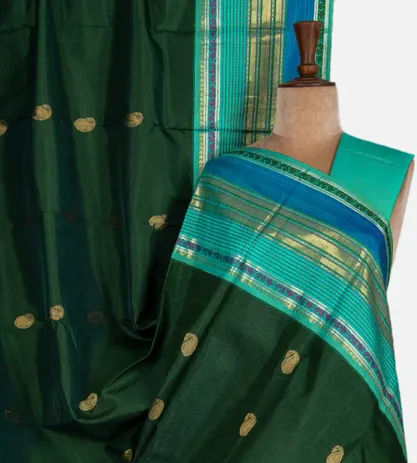 green-kanchipuram-silk-saree-b1250345-a