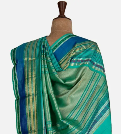 green-kanchipuram-silk-saree-b1250345-c